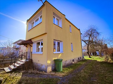 Dom wolnostojący 127,58 m² z ogrodem i szklarnią dom Boguchwała, Kolejowa