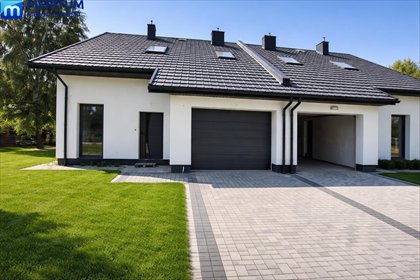 Nowoczesny bliźniak 140 m2 z garażem i dużą działką dom Żabia Wola