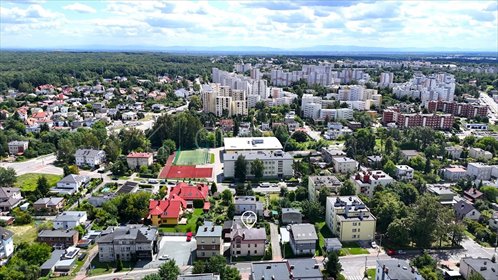 Sprzedam inwestycyjny dom 361 m² z trzema mieszkaniami w Katowicach dom Katowice, Piotrowice, Jaworowa