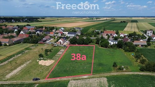 Działka 38 arów z mediami, cicha i rozwojowa okolica działka Łosiów