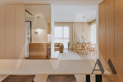 Na wynajem luksusowy apartament 66 m² z widokiem i garażem mieszkanie Wrocław, Walońska