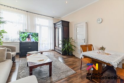 Sprzedam urokliwe 75 m² w klimatycznej kamienicy z balkonem mieszkanie Krosno Odrzańskie