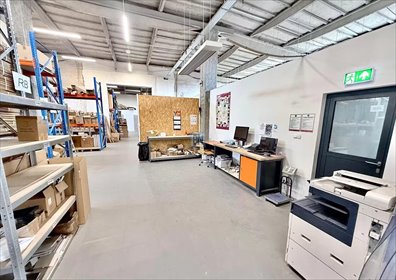 Hala magazynowo-biurowa 440 m² (Gliwice) z modernizacją lokal użytkowy Gliwice