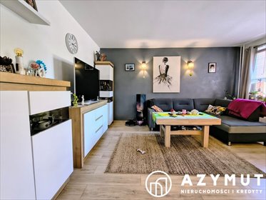 Przestronny apartament z garderobą i widokiem na zieleń mieszkanie Lubin, Gwarków