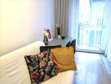 Pokój 8 m² z balkonem w centrum Katowic polecam! pokój Katowice, Centrum, Wojewódzka