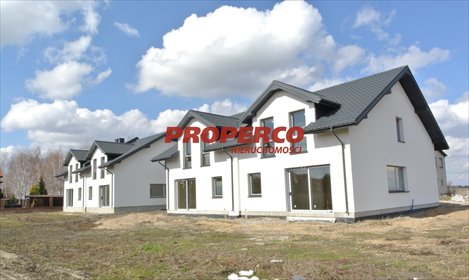 Do sprzedania nowoczesny bliźniak 147 m² z garażem i ogrodem dom Pogroszew
