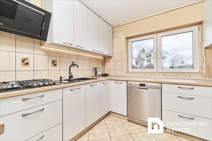 Mieszkanie czteropokojowe na sprzedaż Żerniki Wrocławskie, Kolejowa 79m2 Foto 2