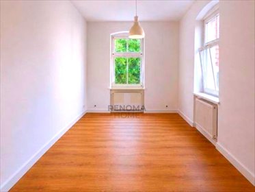 Wyjątkowe 3-pokojowe mieszkanie w kamienicy, 60 m². mieszkanie Środa Śląska