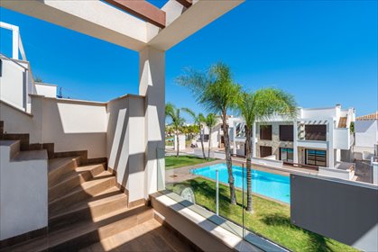 Nowoczesne apartamenty w Torrevieja z basenami i tarasami polecam mieszkanie Torrevieja, C. Calpe
