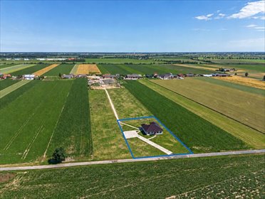 Sprzedam przestronny dom 145 m² z dużą działką w Magdalenkach dom Magdalenki