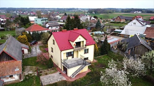 Dom z dużą działką 33 ar, potencjał inwestycyjny dom Łukowa