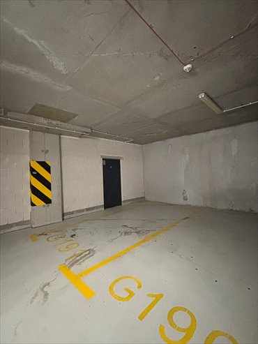 Garaż 15 m² z komórką na Skierniewickiej - Wola garaż warszawa, wola, Skierniewicka 34