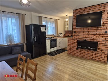 Na sprzedaż rozkładowe 2 pokoje z balkonem i widokiem na zieleń mieszkanie Sosnowiec, Henryka Sienkiewicza