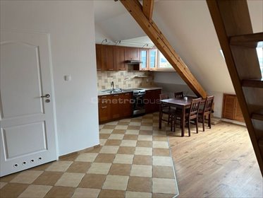 Dwupoziomowe mieszkanie z antresolą, gotowe do wprowadzenia mieszkanie Jelenia Góra