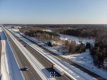 Działka inwestycyjna 25,7 ha z budynkiem usługowym działka Siestrzeń, Bliska