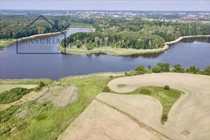 Działka nad jeziorem Iławskim z linią brzegową. działka Dziarny