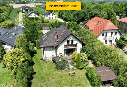 Przestronny dom z garażem i dużą działką, blisko centrum dom Będzin