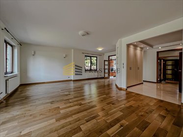 Nowoczesny 7-pokojowy dom w Wilanowie z sauną i dużym ogrodem dom Warszawa, Wilanów, Zapłocie