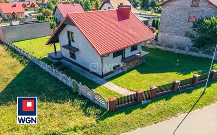Na sprzedaż przestronny dom 200 m² z dużym ogrodem w Raciszynie dom Raciszyn, Klonowa
