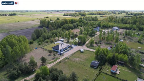 Przestronny dom 220 m² z garażem i dużą działką dom Regiel