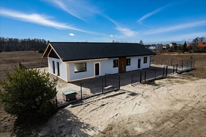 Nowoczesny bliźniak 86 m2 z panoramicznymi oknami dom Borowiczki-Pieńki