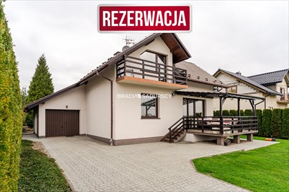 Dom gotowy do zamieszkania w Marcyporębie z dużym tarasem dom Marcyporęba, św. Marcina