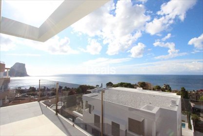 Nowy dom w Calpe, w osiedlu z widokiem na morze. dom Costa Blanca, Costa Blanca