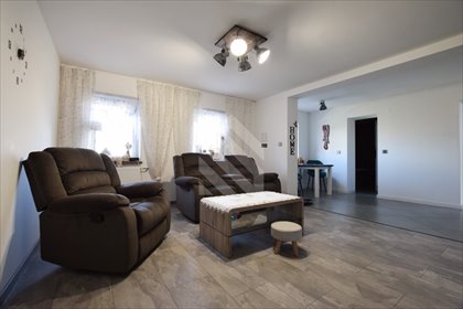 Nowoczesny bliźniak po remoncie, 140 m², prywatność dom Wałdowo