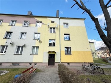 Na sprzedaż przestronne 81,6 m² mieszkanie w Ozimu mieszkanie Ozimek, ks. Jana Dzierżona