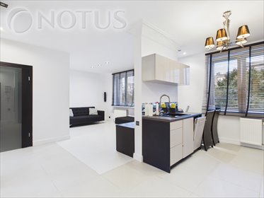 Na wynajem przestronne 54 m² mieszkanie z wanną w sypialni mieszkanie Warszawa, Mokotów, Stary Mokotów
