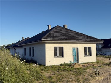 Nowoczesny dom 79m2 z poddaszem, ogrzewanie podłogowe dom Dolaszewo