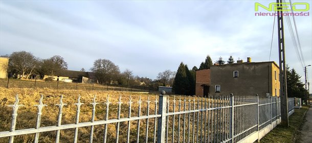 Dom z potencjałem, 2 mieszkania, 1170 m² działek dom Sadów