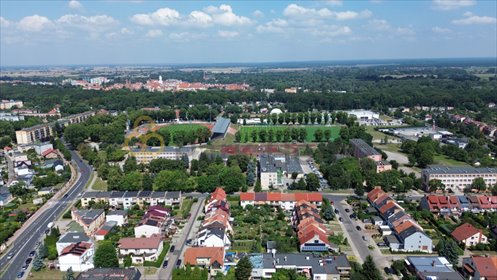 Zapraszam do obejrzenia domu 212 m² z garażem i możliwością działalności dom Głogów