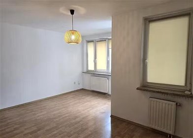 Sprzedam jasne 1 pokój 27,8 m² z balkonem i parkingiem mieszkanie Kraków, Podgórze, ks. Wincentego Turka