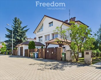 dom na sprzedaż 650m2 dom Wrocław, Kuźniki, Kuźniki, Wołyńska