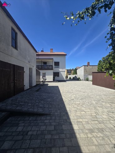 Na sprzedaż przestronny dom 250 m² z potencjałem wielopokoleniowym dom Kleczew, Stodolna