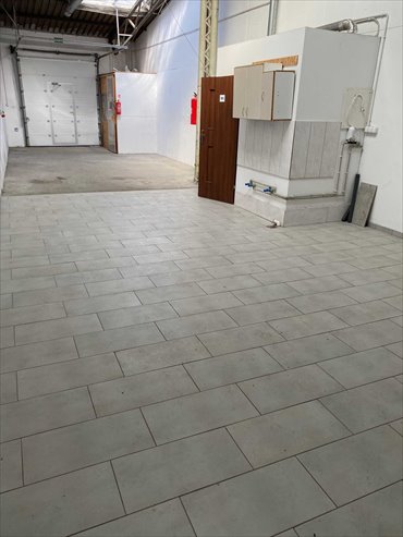 Wynajem obiektu handlowo-usługowego 100 m2 z magazynem lokal użytkowy Elbląg