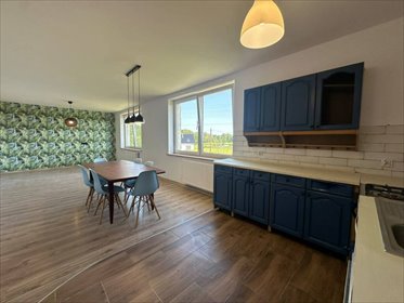 Na sprzedaż przestronny dom 180 m² z 8 pokojami w Babicach dom Babice, Wiejska