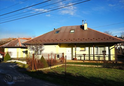 Sprzedam przestronny dom 110 m² z garażem w Wilkowyji dom Rzeszów, Wilkowyja