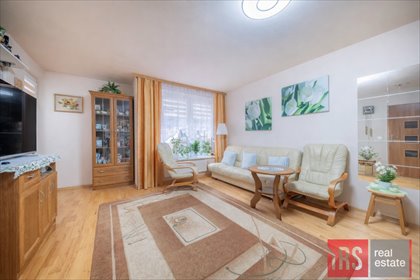 Zapraszam do przestronnego dwupoziomowego mieszkania 78,7 m² w Piasecznie mieszkanie Piaseczno, Strusia