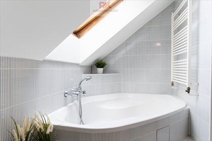 Sprzedam dwupoziomowe mieszkanie 80 m² z antresolą i wysokiej jakości materiałami mieszkanie Olsztyn