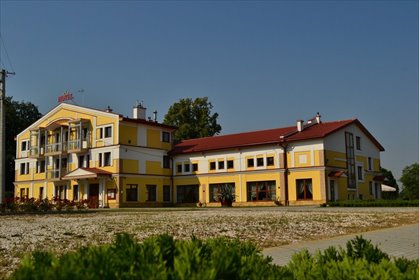 Przedsiębiorstwo hotelowe z wyposażeniem (1 531 m²) w Skrzyszowie lokal użytkowy Skrzyszów