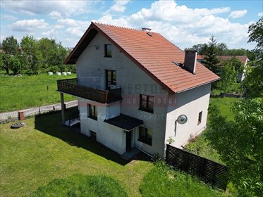 Na sprzedaż przestronny dom 150 m² w Radostyni, 6 pokoi, 3 łazienki dom Radostynia