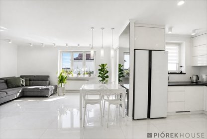 Sprzedam przestronne 4-pokojowe mieszkanie 108 m² na Pradze-Południe mieszkanie Warszawa, Praga-Południe, Władysława Umińskiego