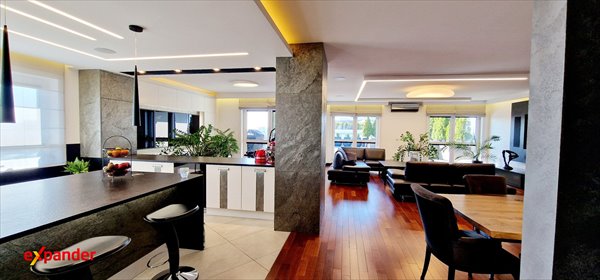 Ekskluzywny penthouse z panoramicznym widokiem na Katowice mieszkanie Katowice, Johna Baildona