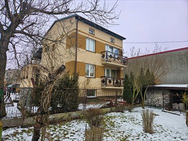 Przestronny dom 135 m2 z garażem i nowoczesnym ogrzewaniem dom Jędrzejów