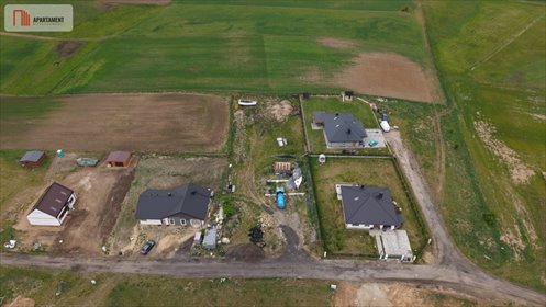 Przestronna działka budowlana 2437 m² w Stradomnie działka Stradomno