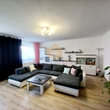 Przestronny dom 200m² z zabudowaniami w spokojnej okolicy dom Rzeszotary