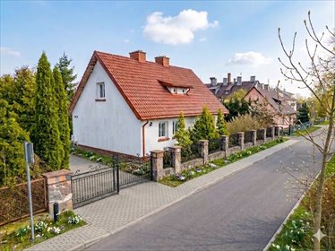 Wyjątkowy dom w Stawek z tarasem i 1606 m² działki dom Stawek