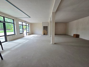 Polecam przestronny lokal 106 m² z dużą witryną i możliwością aranżacji lokal użytkowy Wrocław, Jagodno, Jana Kiepury